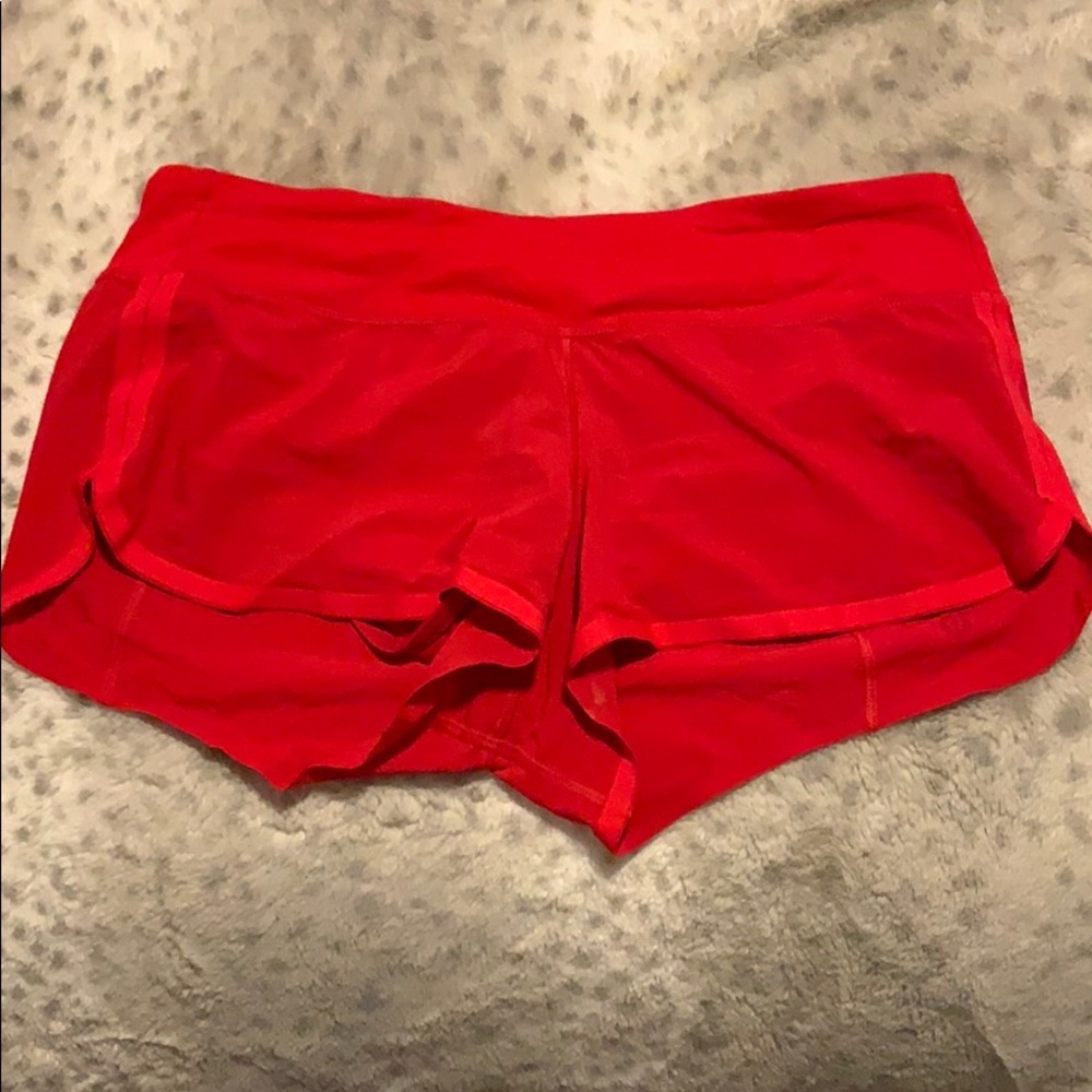 Lululemon Speed Up shorts 2.5”